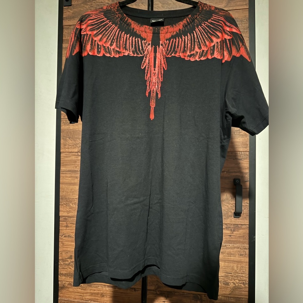 Authentic Marcelo Burlon Black and Red Graphic Tee Shirt-NWOT